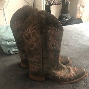 Circle G Corral women’s boots size 11